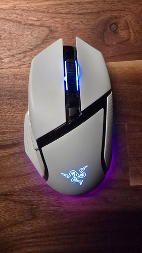 Razer basilisk pro - v3,