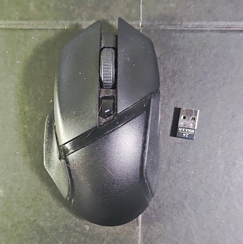 Razer basilisk hyperspeed - razer, x
